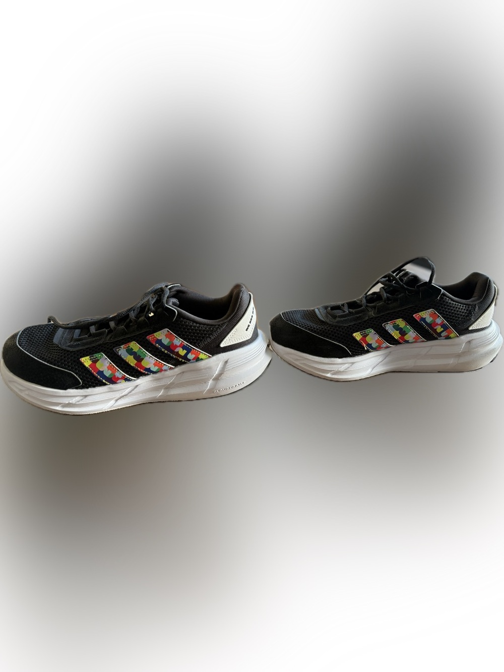 FIFA Black Athletic Sneakers with Colorful Stripe Accents size 8, F40